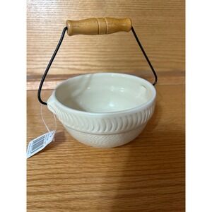 Tender Heart Stoneware Mini Bowl with Wood Handle‎ Country Kitchen Decor